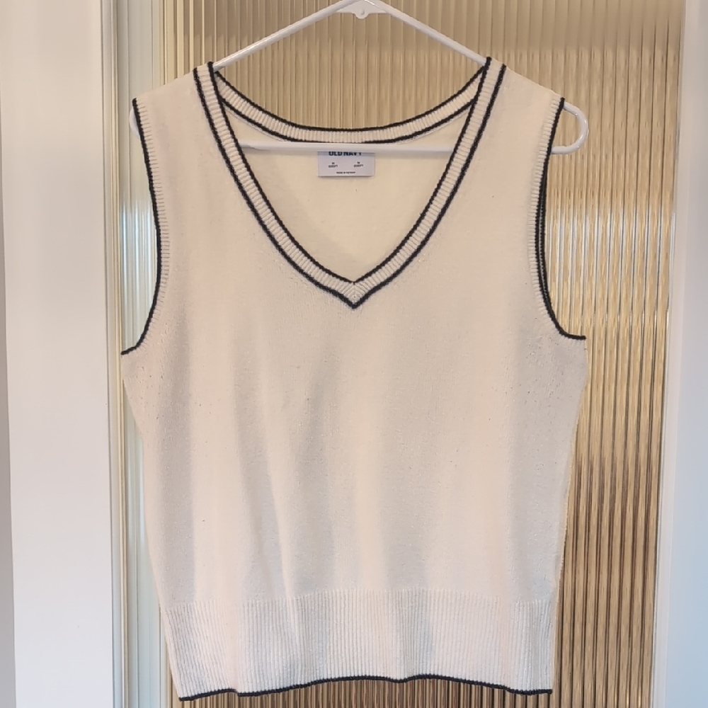 Old Navy Cream and Blue Ribbed Sleeveless Tank Top